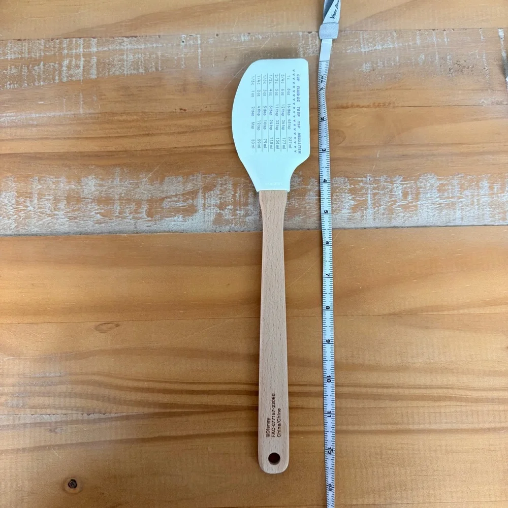 New! NWT Disney Tiana Spatula Princess And The Frog Measurement Conversion Chart